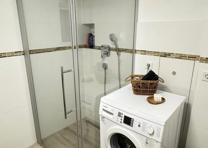 Family & Friends 75m2, Messe Appartement *
