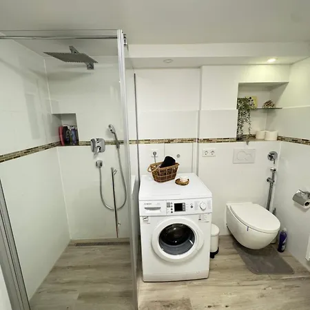 דירה Family & Friends 75m2, Messe *